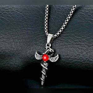 Choker Fashion Trends Vintage Long Chain with Pendant in the Form of with Cross